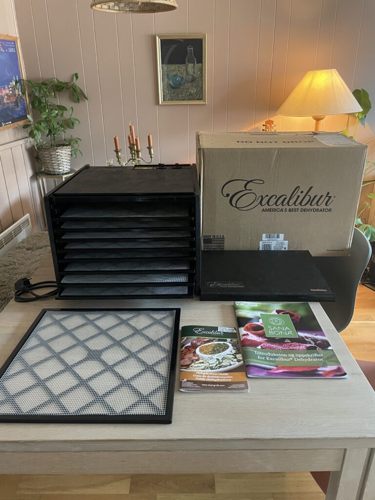 Dehydrator
